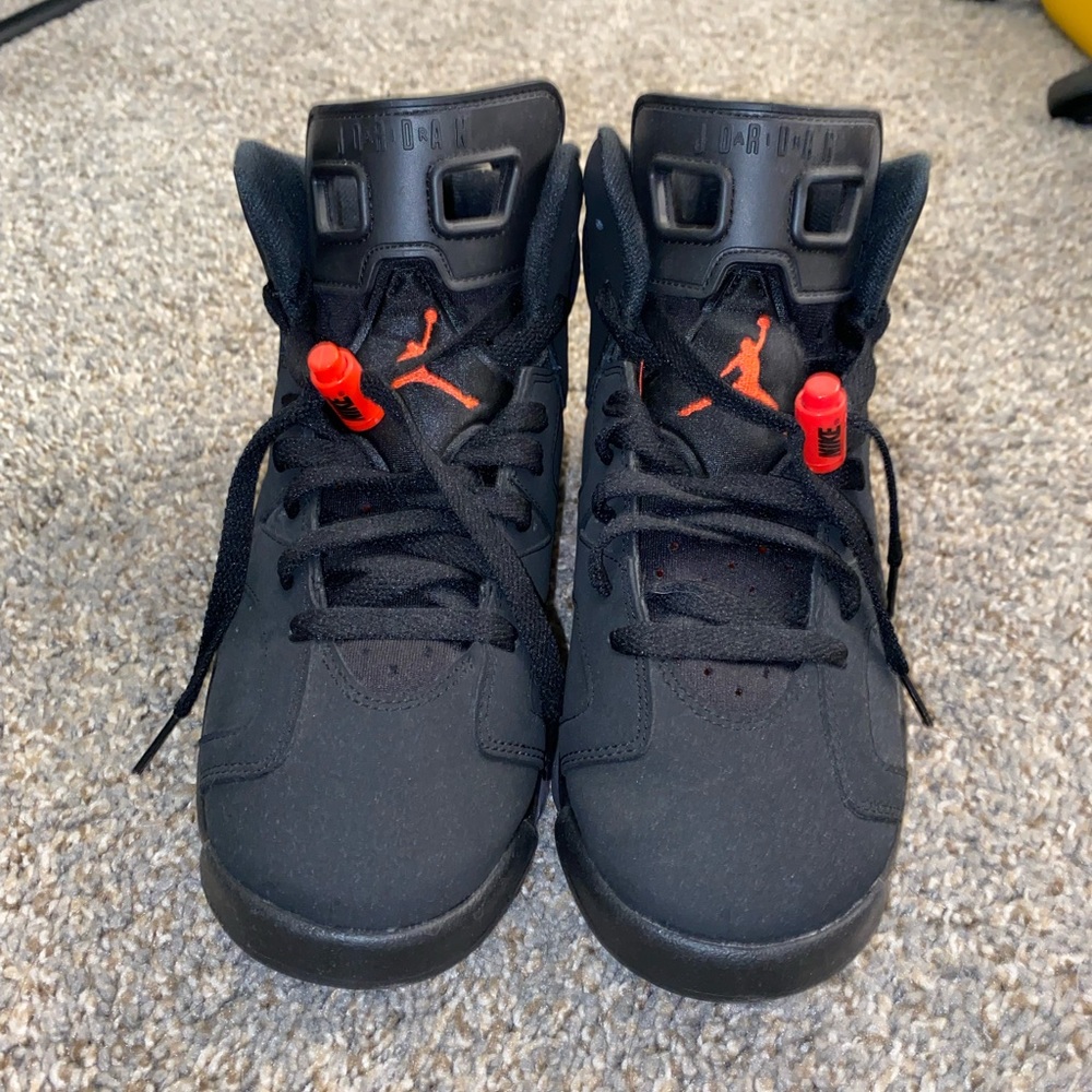 Like New Air Jordan 6 Retro GS 'Infrared' Size US 6